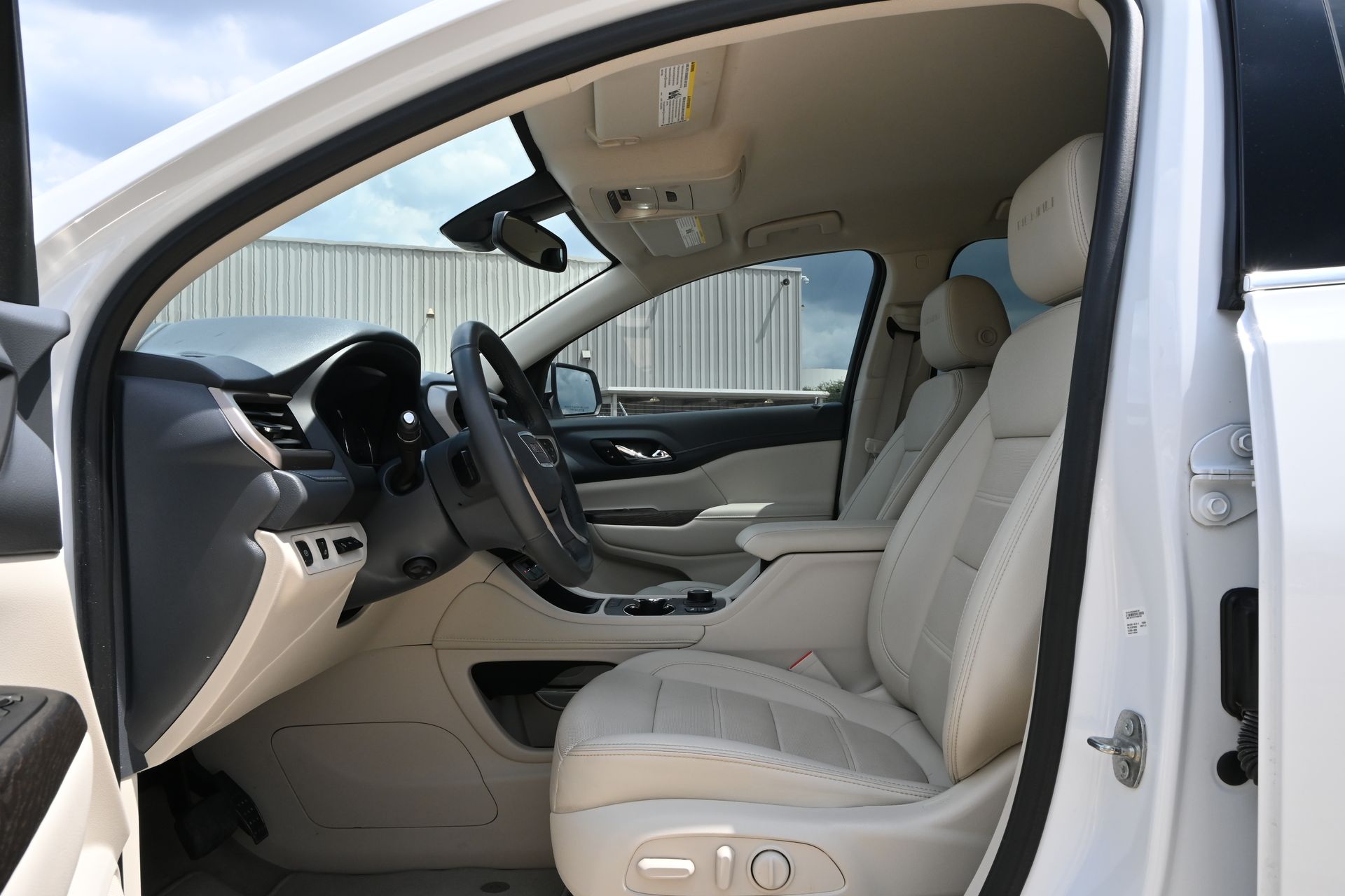 2023 GMC Acadia Denali White at Bayway Cadillac of The Woodlands