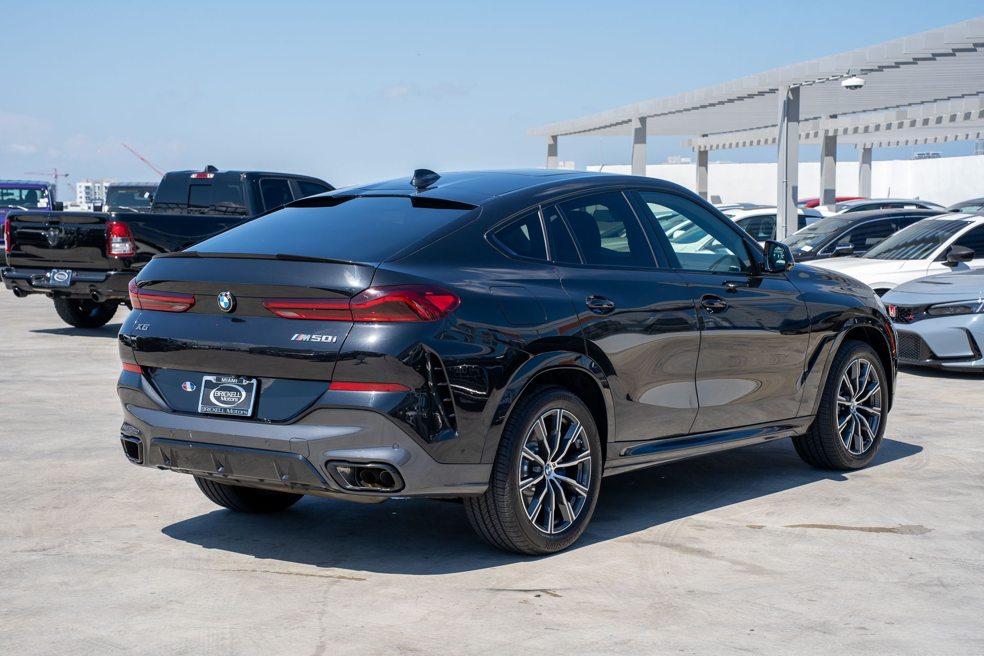 View vehicle photo 5