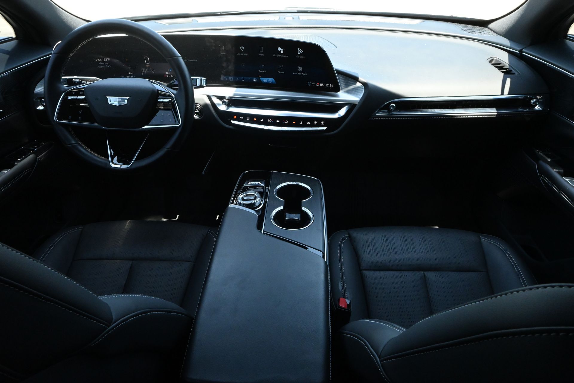 2024 Cadillac LYRIQ Luxury Silver at Ultimate Motorsports