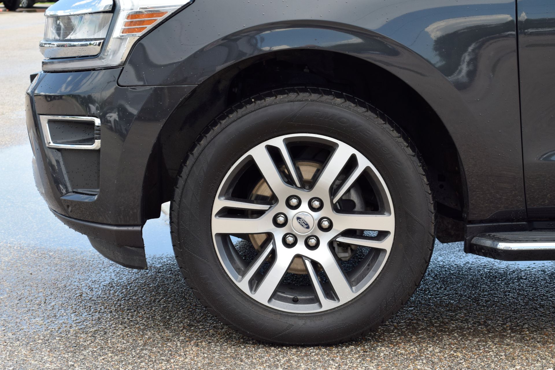 2023 Ford Expedition Limited Gray at Texan Dodge Chrysler Jeep Ram