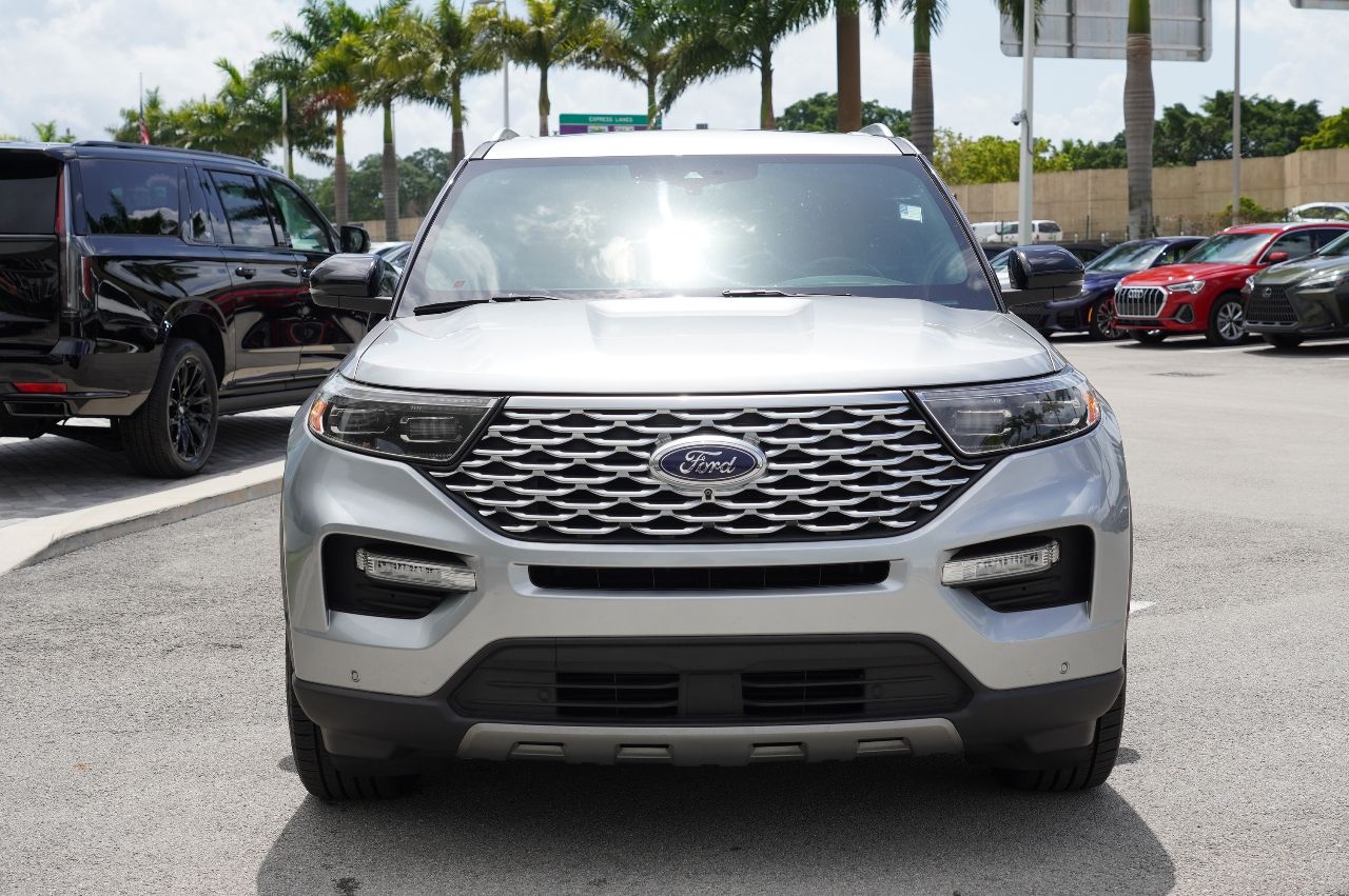 2020 Ford Explorer Platinum 8