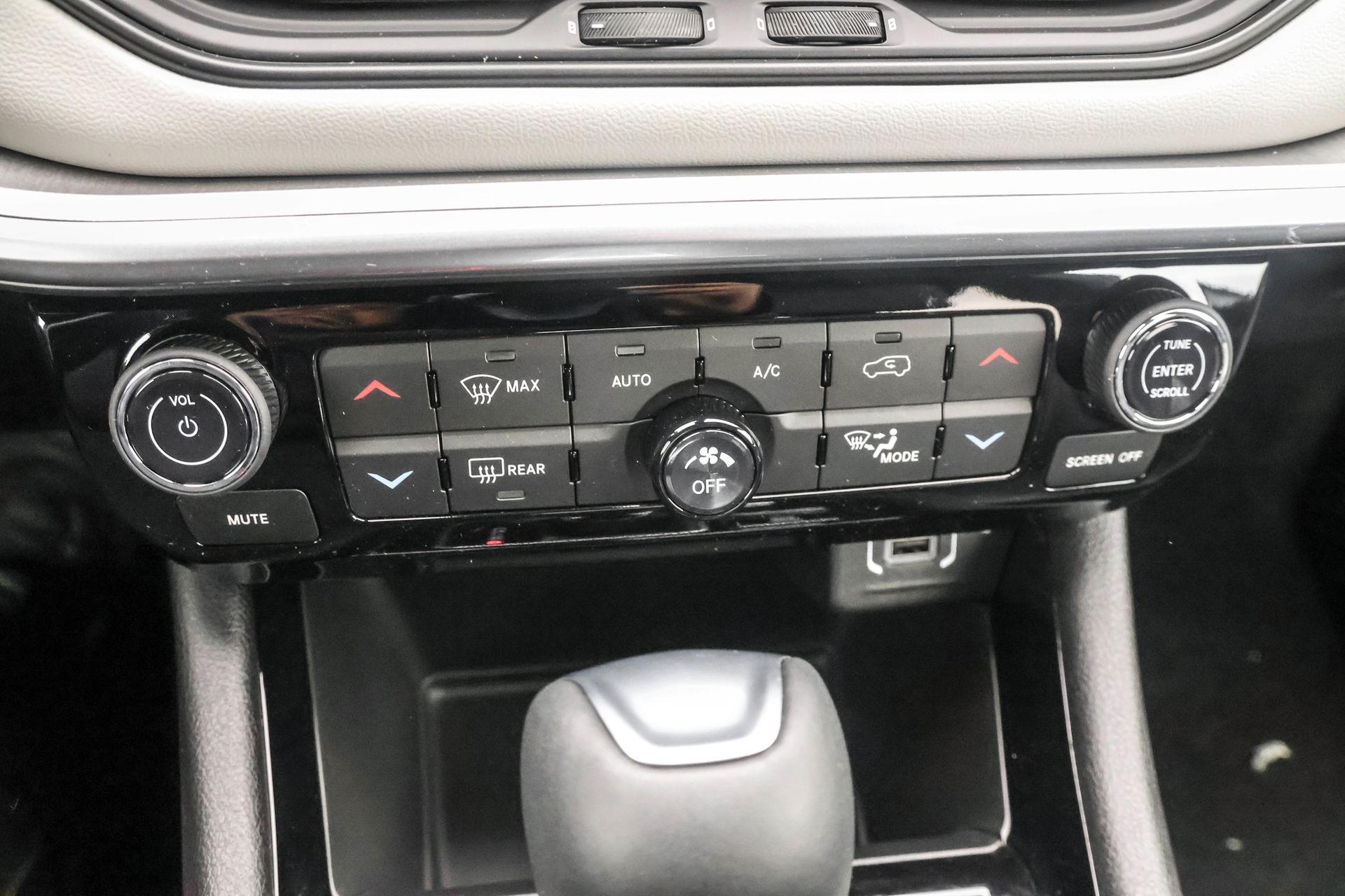 2026 JEEP COMPASS - Image 19