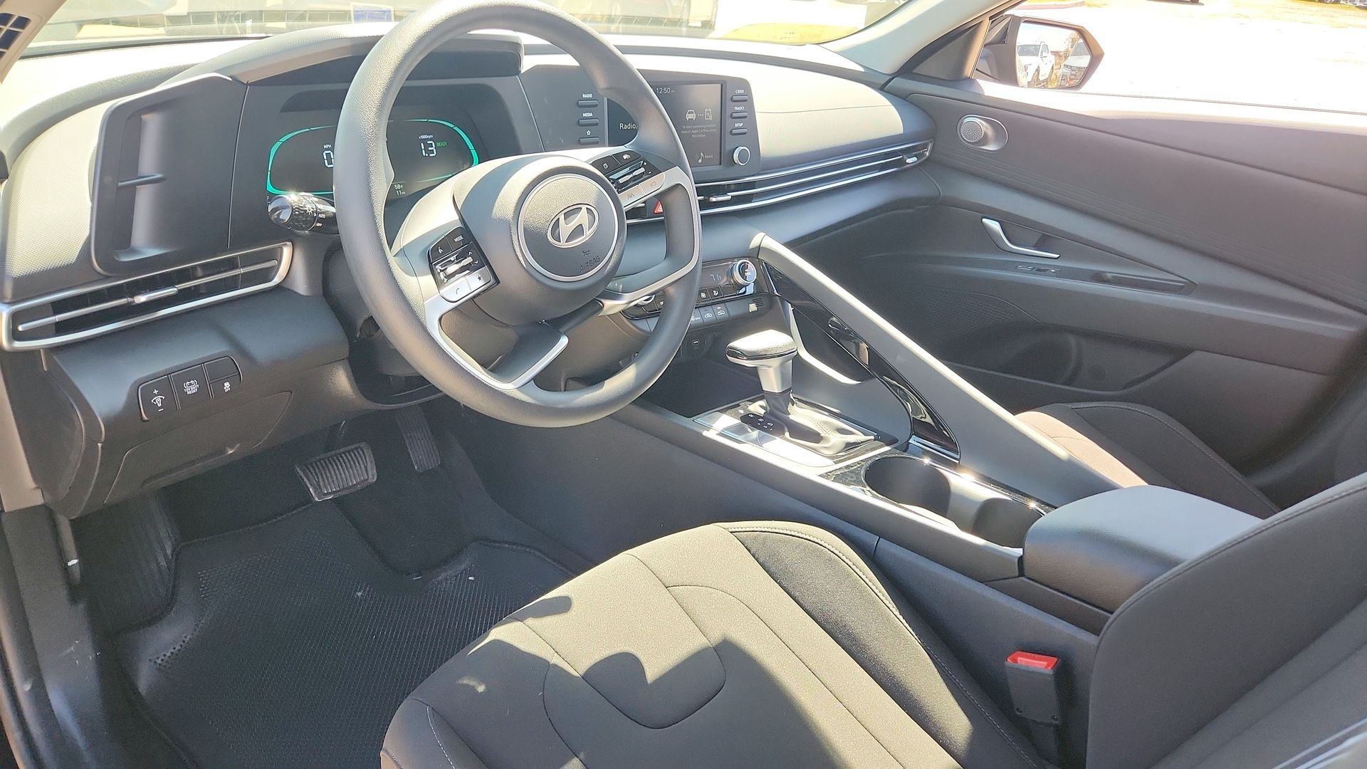 2026 Hyundai Elantra Hybrid