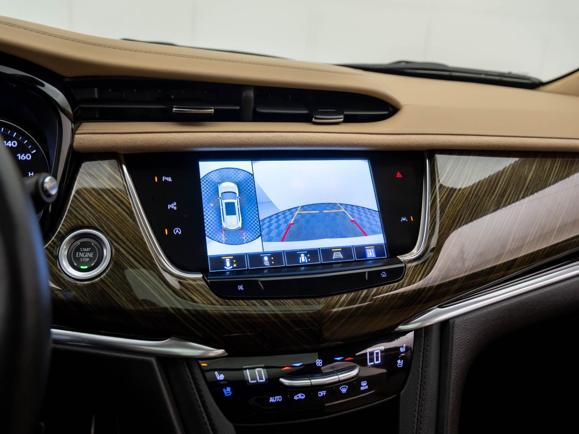 2023 Cadillac XT6 Sport photo