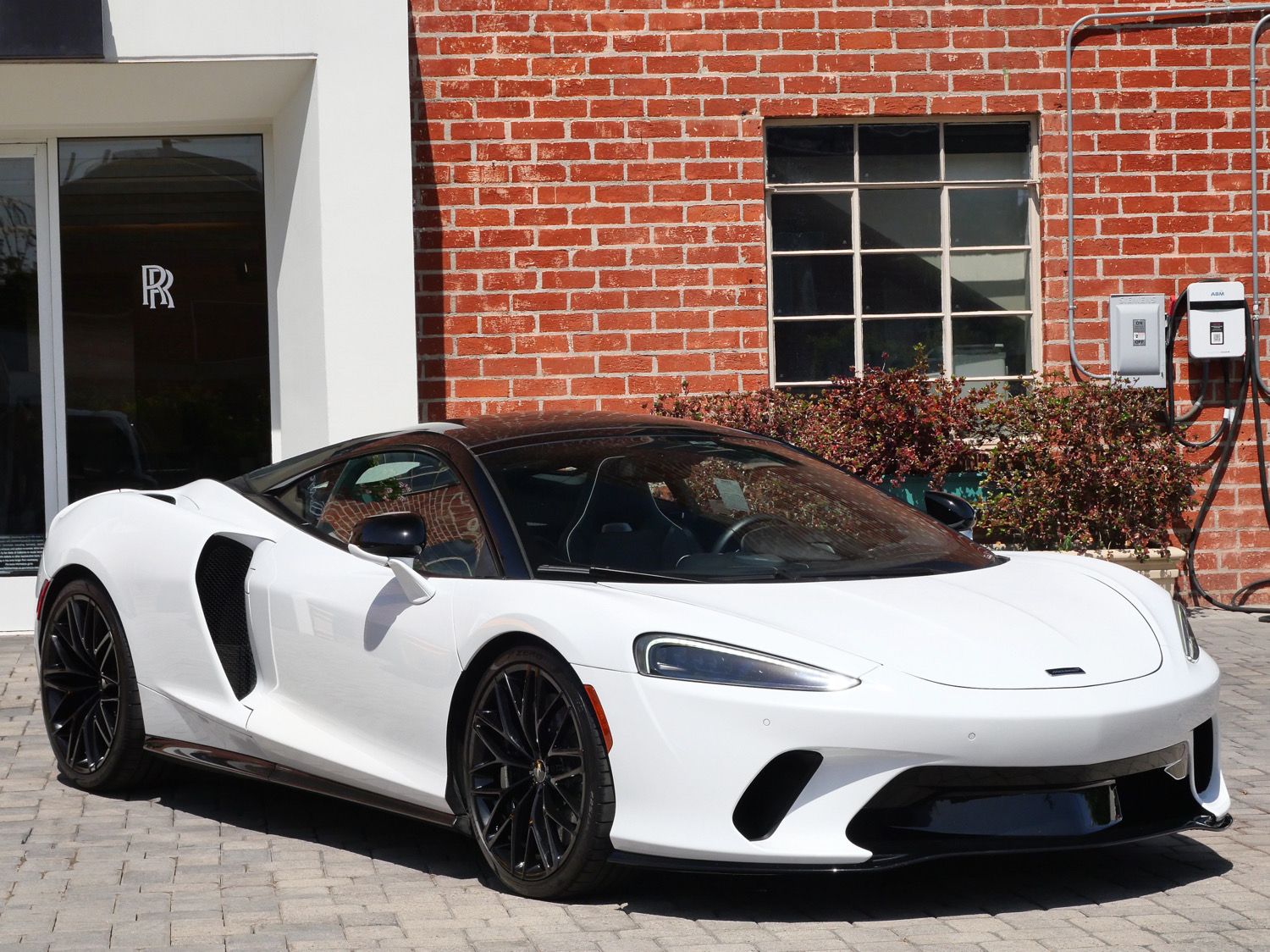 Silica White 2023 McLaren GT Coupe Rear-Wheel Drive 7-Speed Automatic
