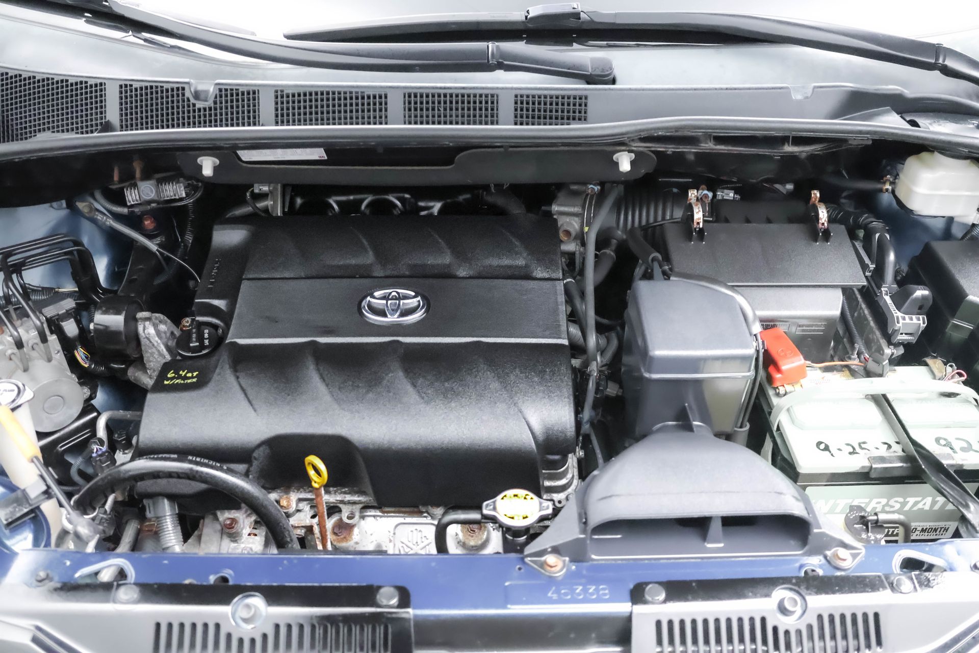 2012 TOYOTA SIENNA - Image 32