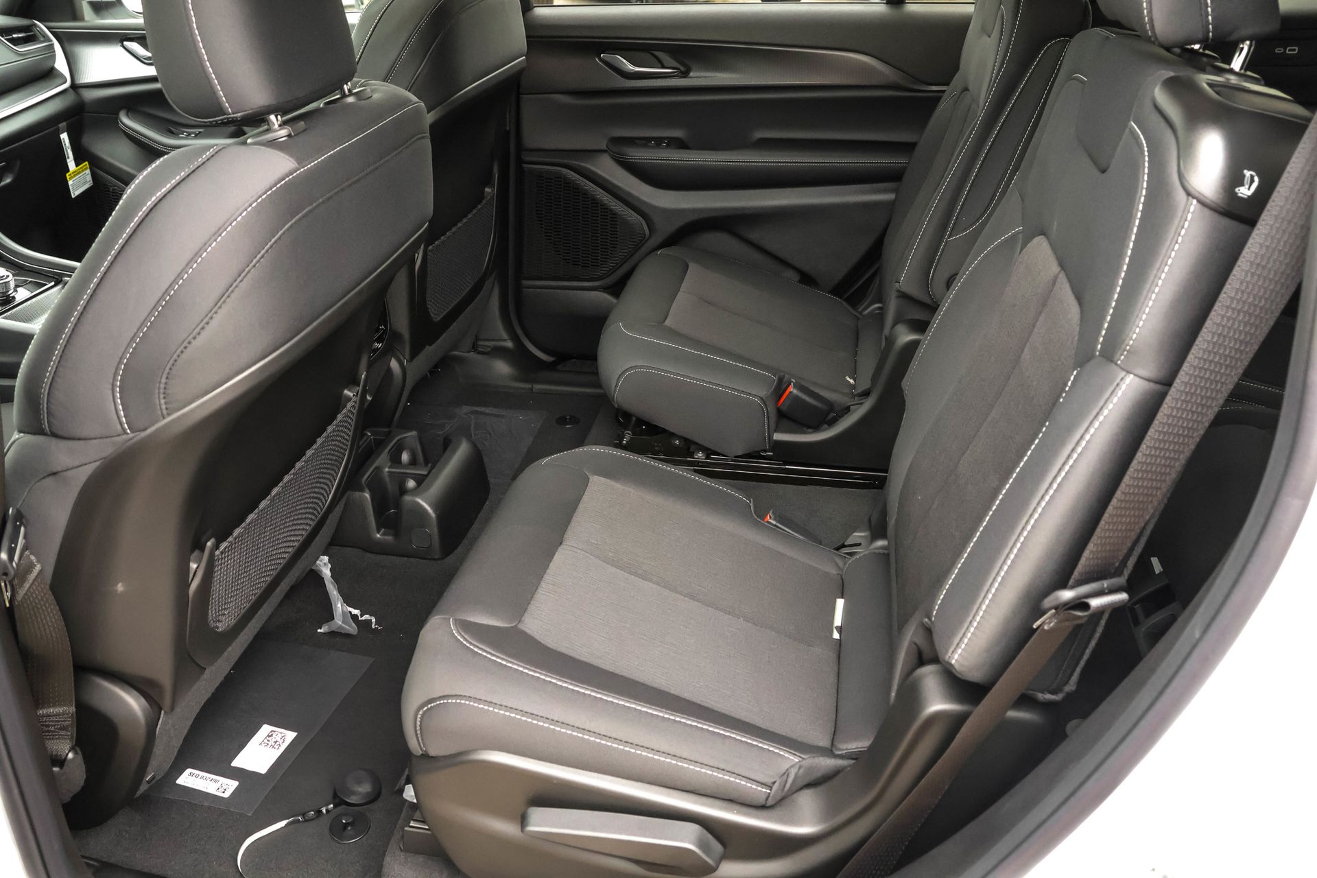 2025 JEEP GRAND CHEROKEE L - Image 16