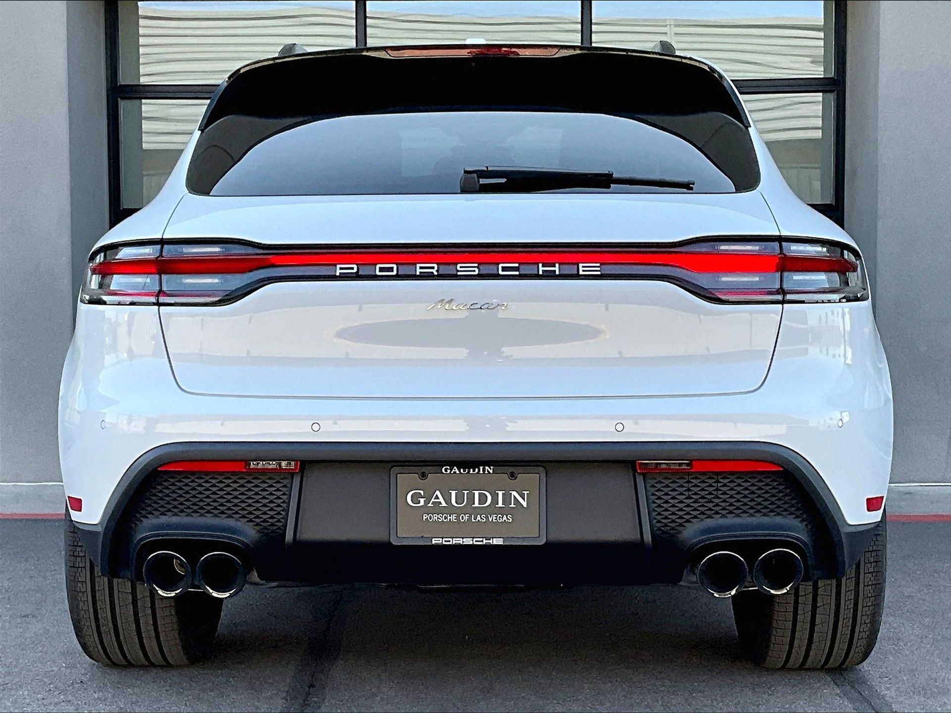 2025 Macan picture #5