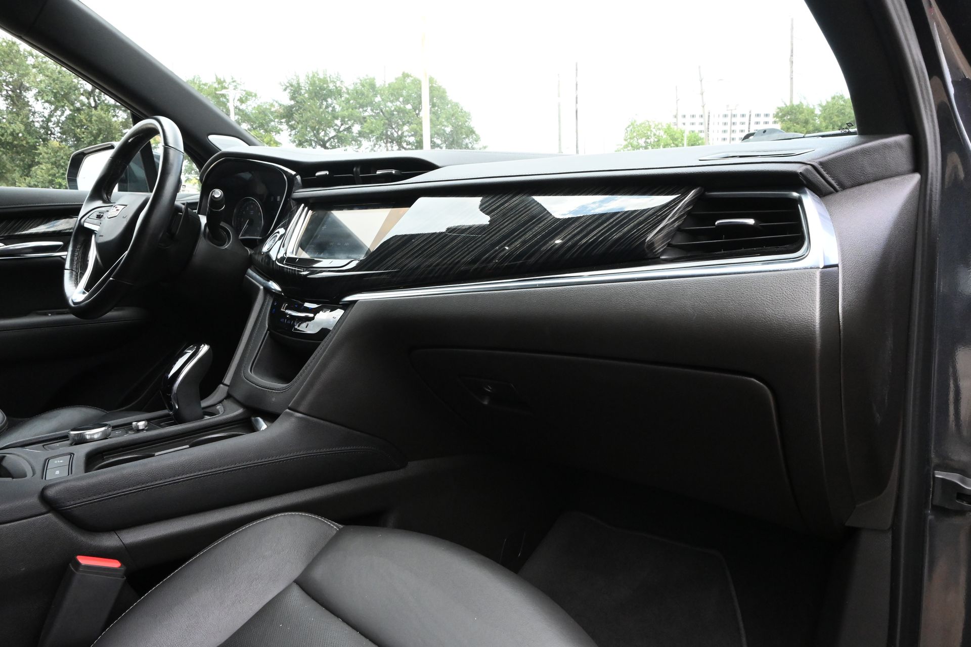 2023 Cadillac XT6 Premium Luxury Green at Bayway Cadillac Southwest