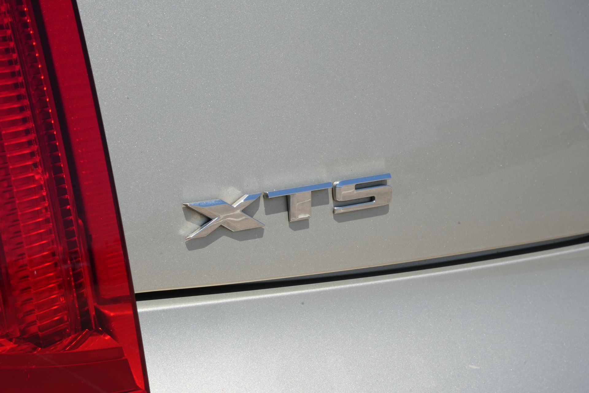 2013 Cadillac XTS Luxury Silver at Emmons Autoplex