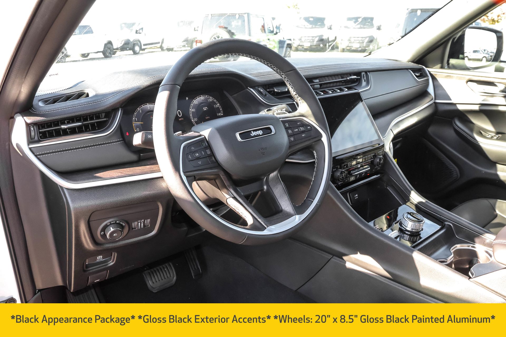 2025 JEEP GRAND CHEROKEE - Image 4