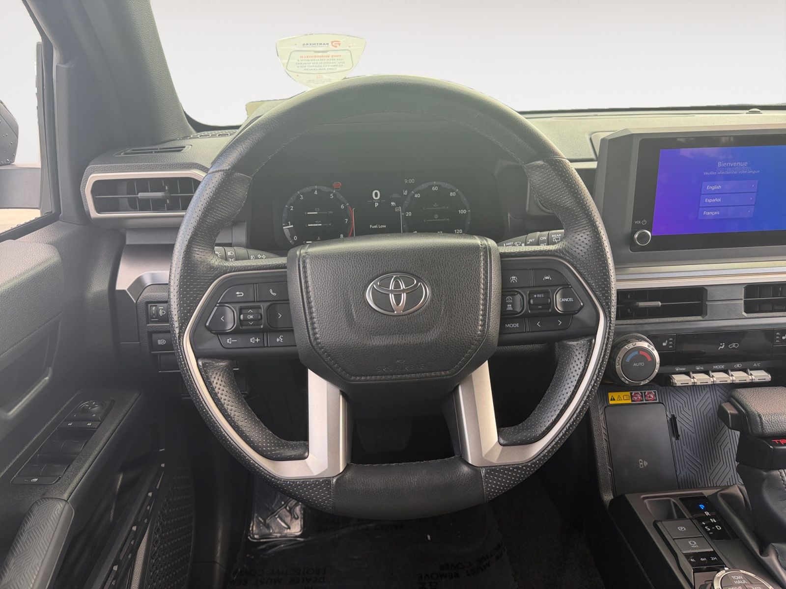 2025 Toyota 4Runner TRD Off-Road - Photo 12