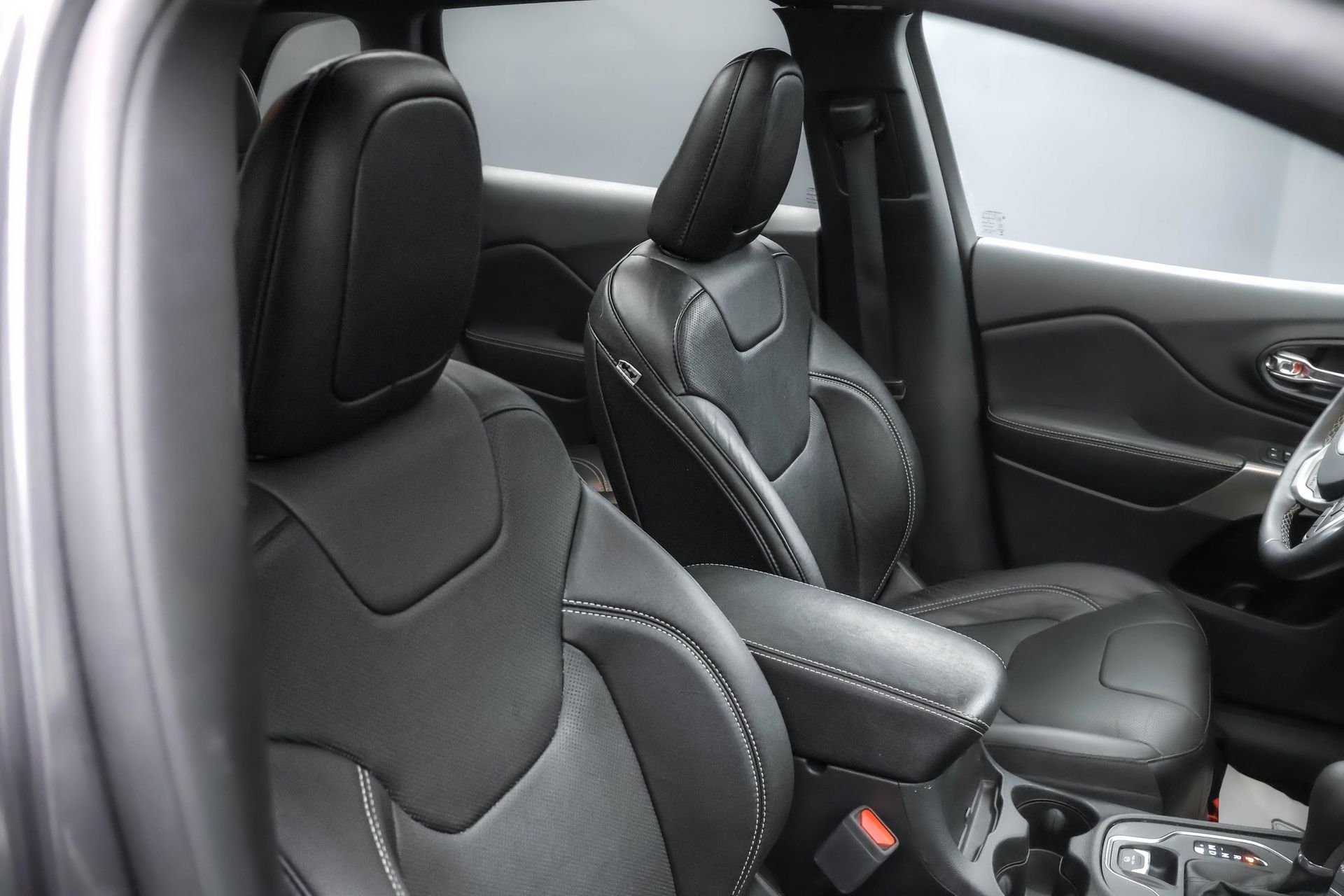 2021 JEEP CHEROKEE - Image 43