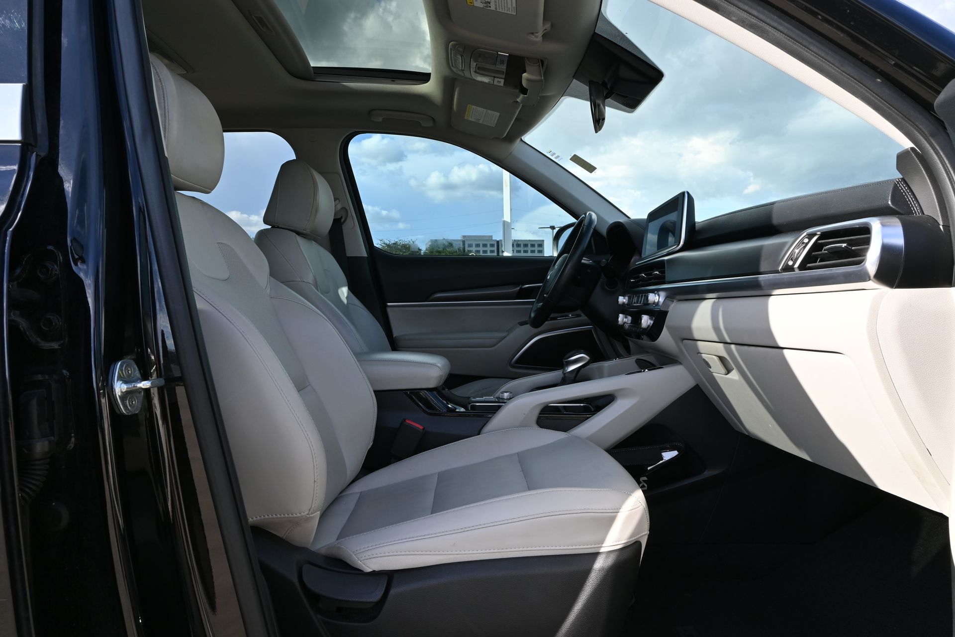 2022 Kia Telluride S Black at DeMontrond Auto Country