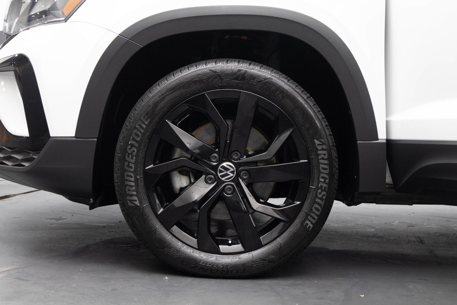 2023 VOLKSWAGEN TAOS - Image 42