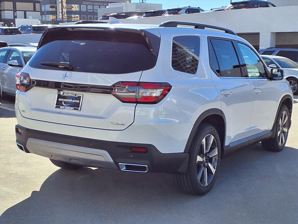 new 2025 Honda Pilot car, priced at $51,550