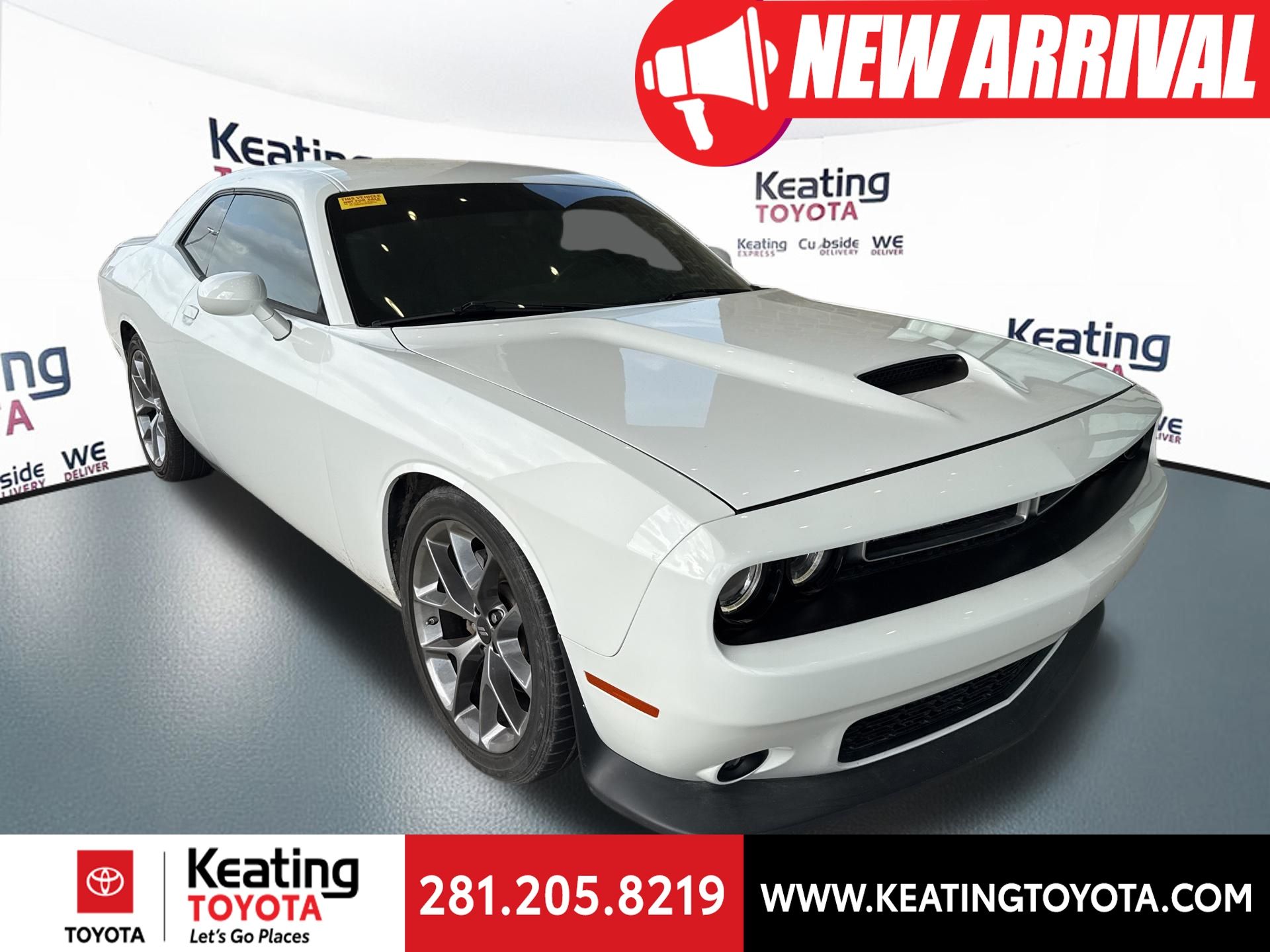 White Knuckle Clearcoat 2022 Dodge Challenger GT RWD Coupe Rear-Wheel Drive 8-Speed Automatic