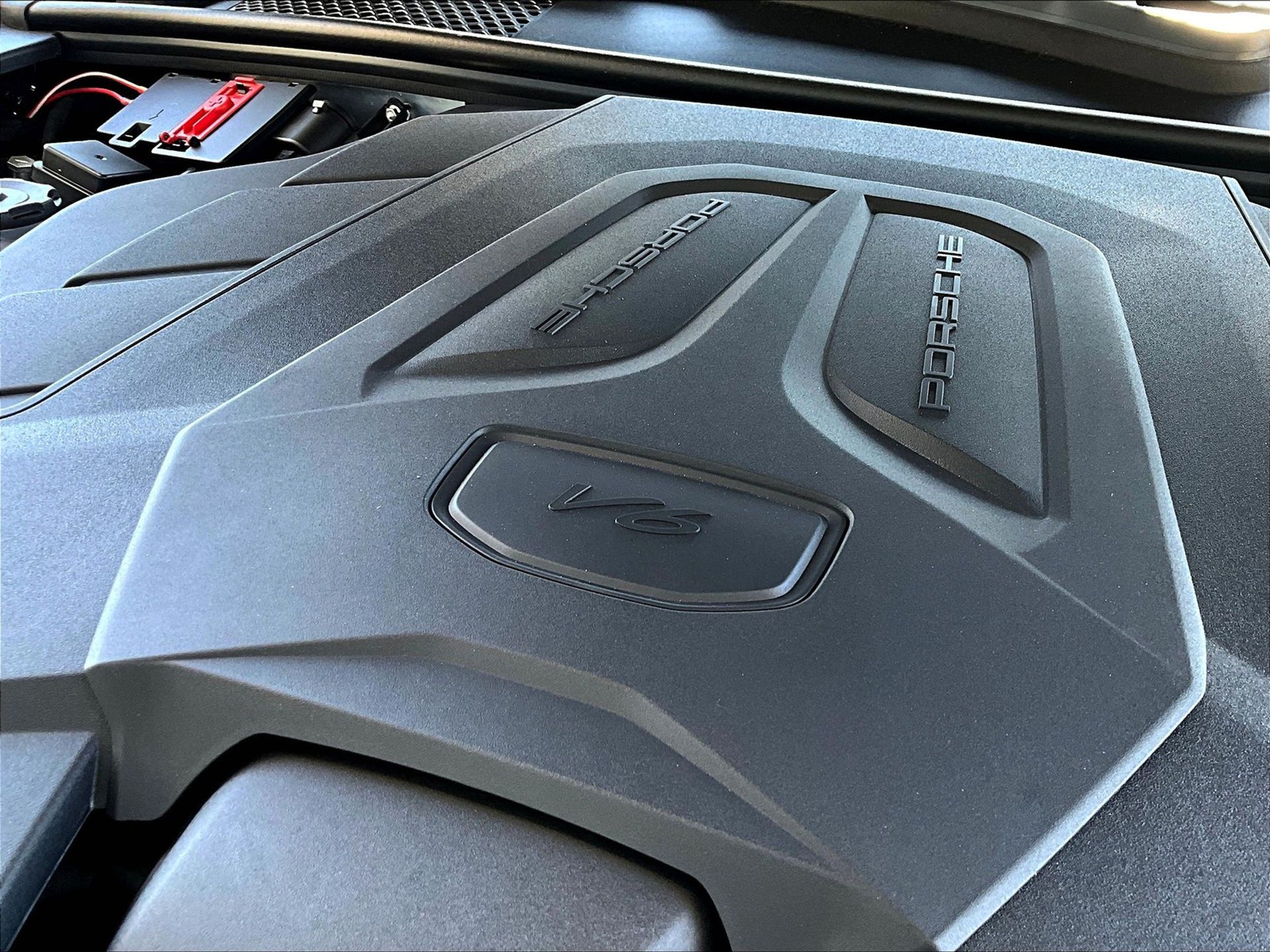 2025 Cayenne Coupe picture #21