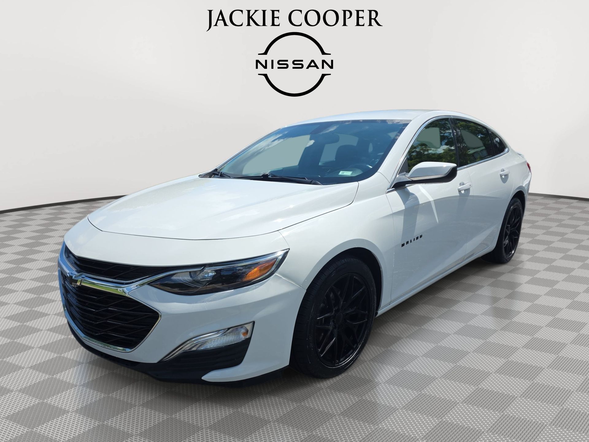 Summit White 2022 Chevrolet Malibu Sedan Front-Wheel Drive Continuously Variable Transmission