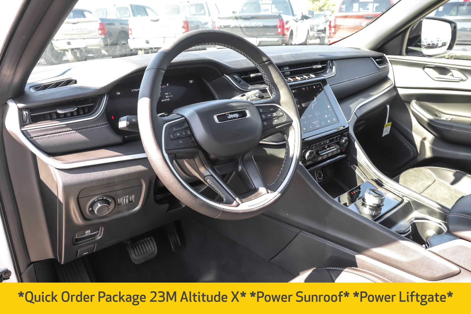 2025 JEEP GRAND CHEROKEE - Image 4