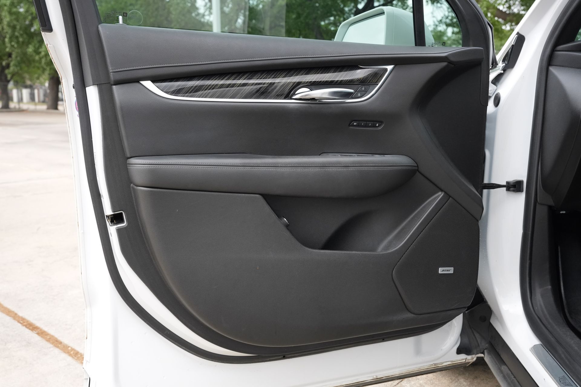 2020 Cadillac XT6 Premium Luxury White at DeMontrond Gulf Freeway