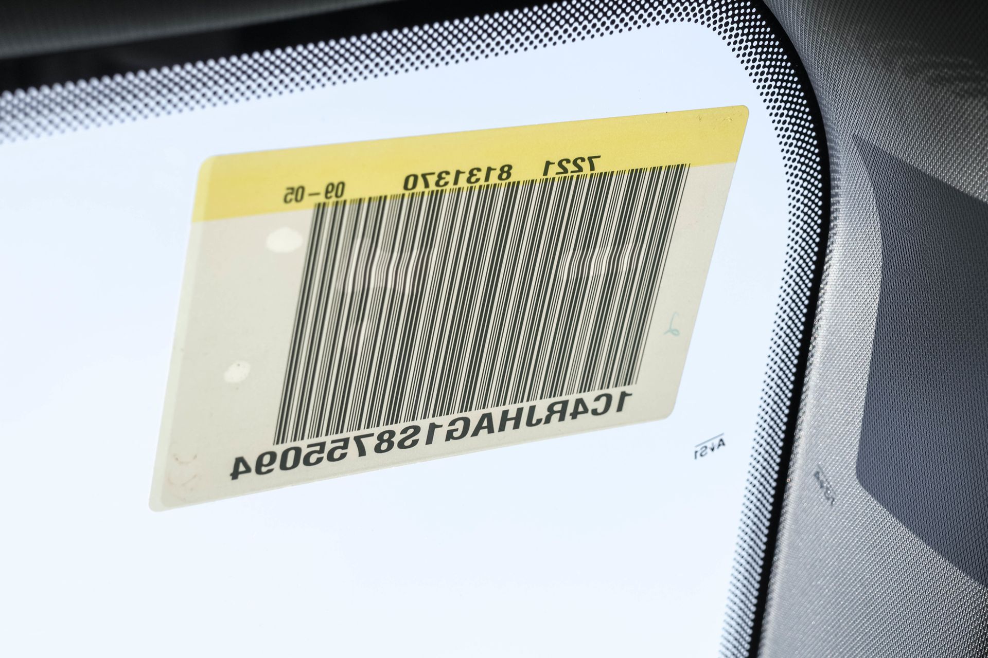 2025 JEEP GRAND CHEROKEE - Image 30