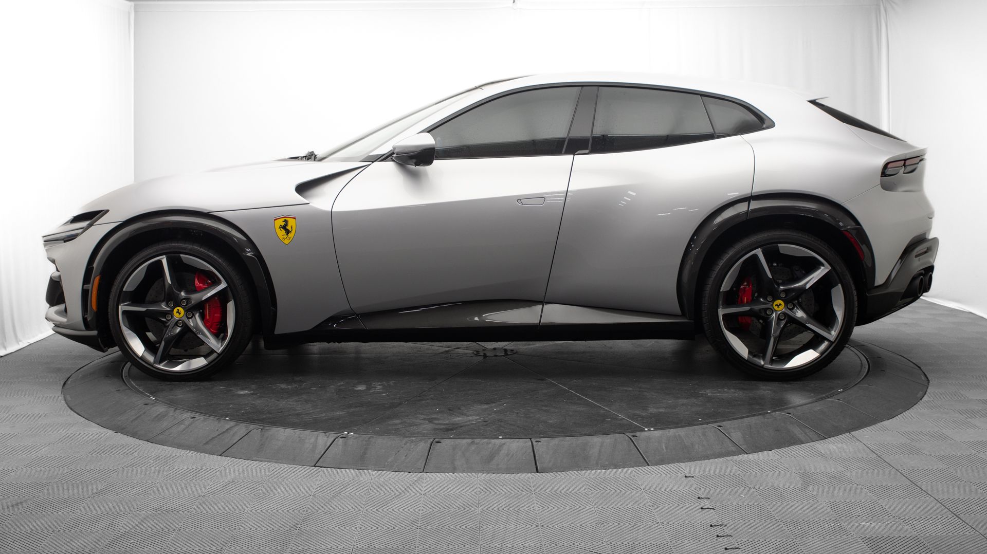 2025 Ferrari Purosangue Base - Photo 6