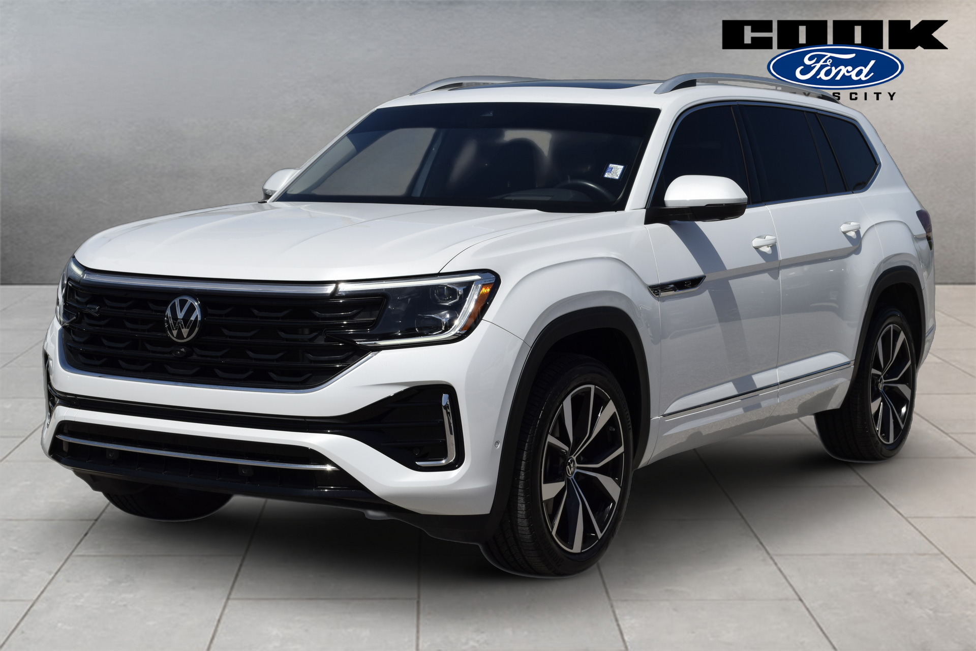 2024 Volkswagen Atlas 2.0T SEL Premium R-Line White at Don McGill Toyota