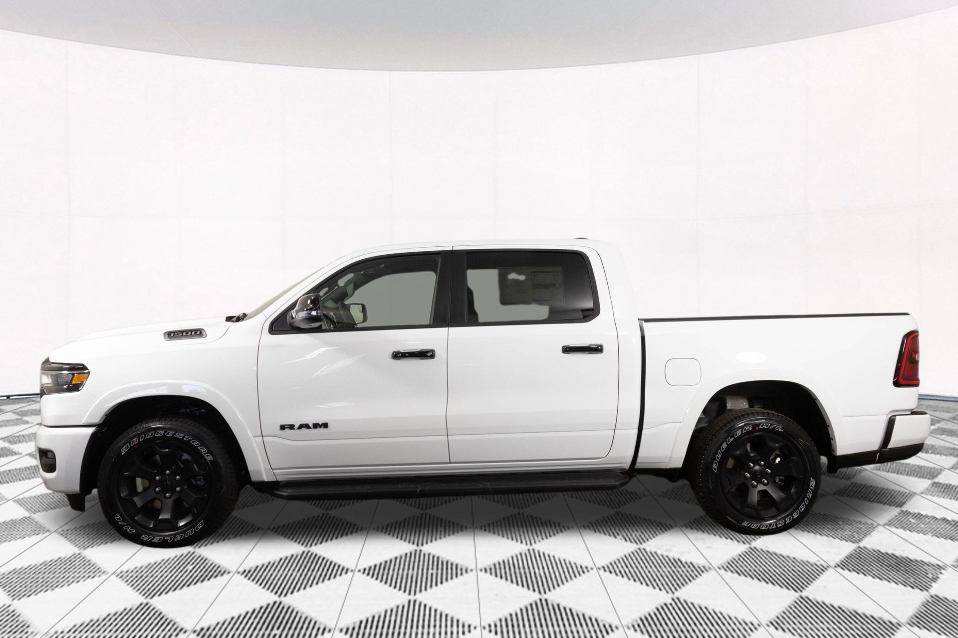 2026 RAM 1500 - Image 12