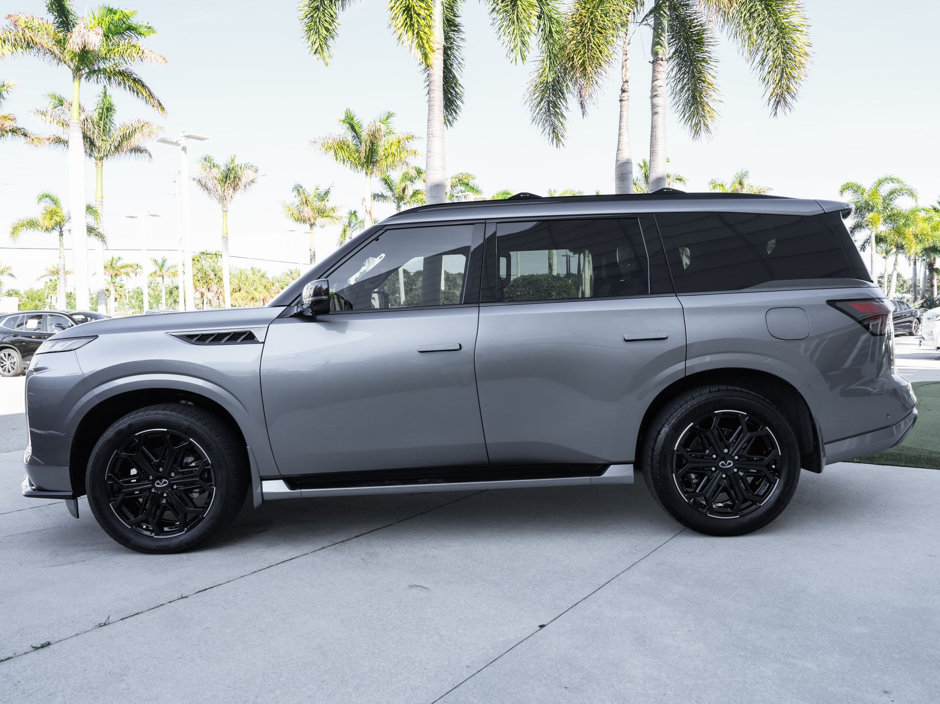 used 2026 INFINITI QX80 car, priced at $83,000