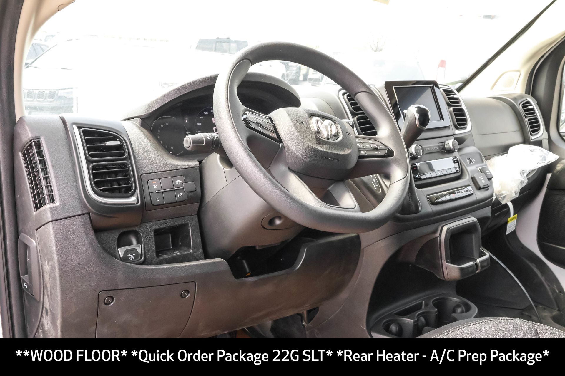 2025 RAM PROMASTER 2500 - Image 4