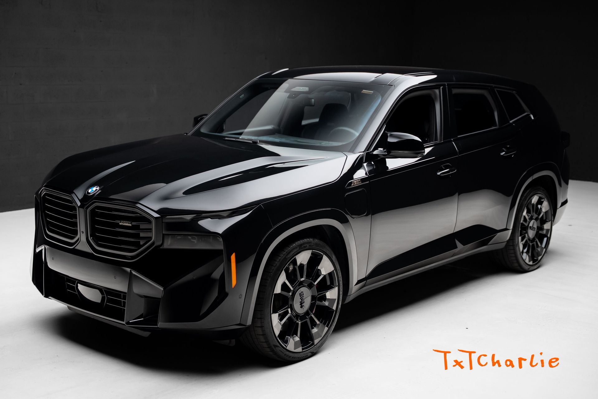 Black Sapphire Metallic 2023 BMW XM SUV / Crossover All-Wheel Drive 8-Speed Automatic