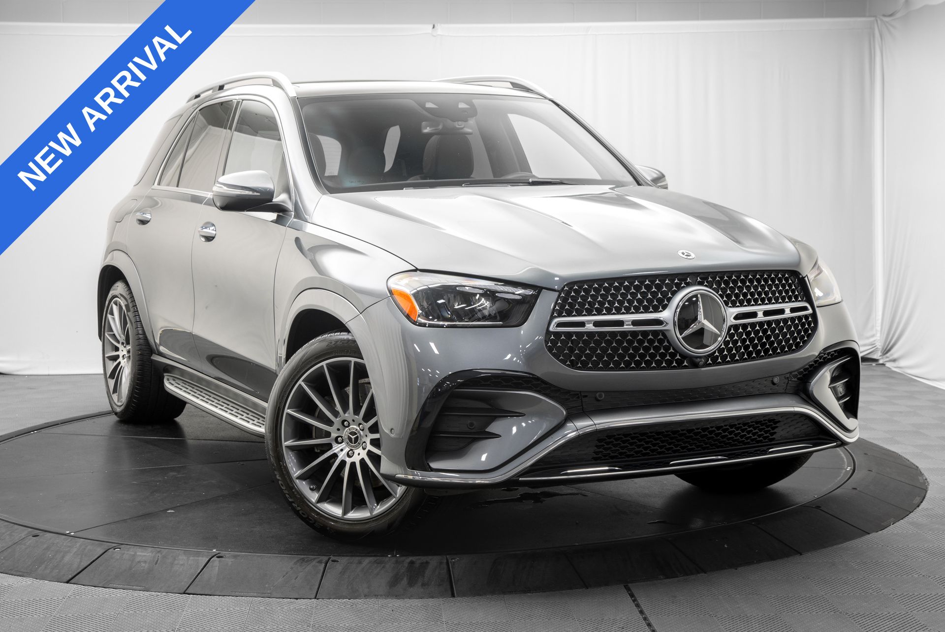 Selenite Gray Metallic 2024 Mercedes-Benz GLE SUV / Crossover All-Wheel Drive 9-Speed Automatic