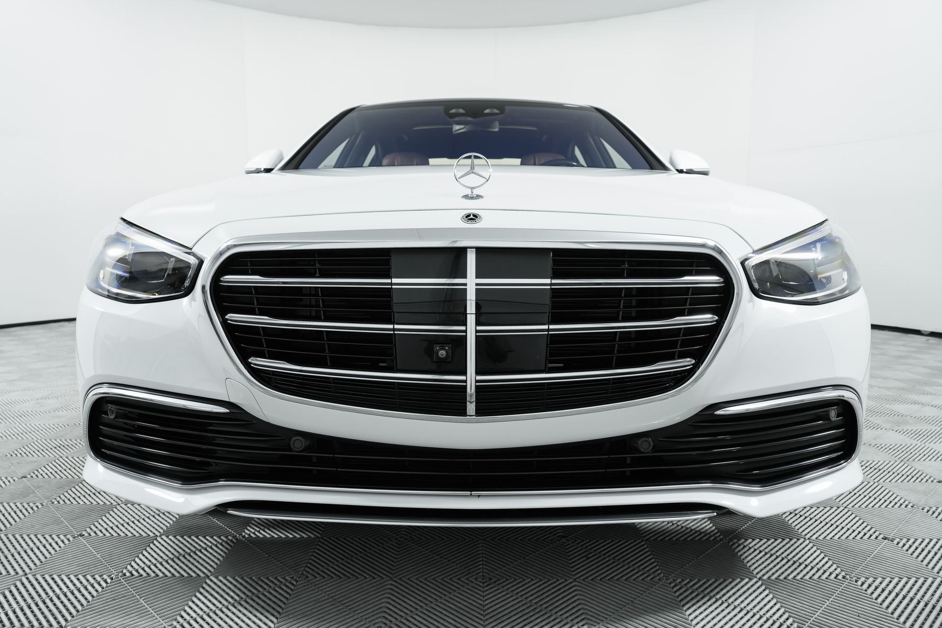 used 2024 Mercedes-Benz S-Class car, priced at $91,000