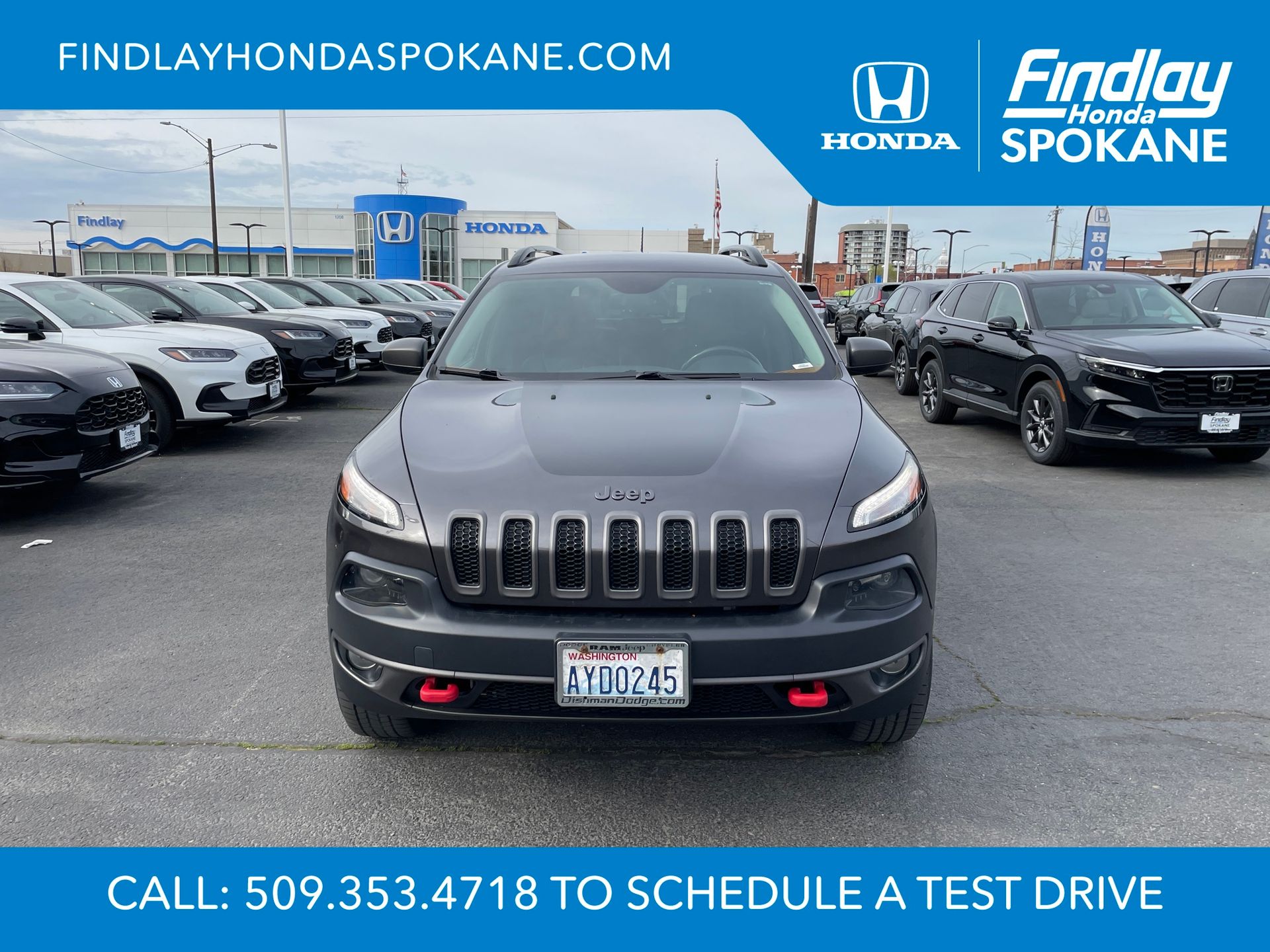 Gray (Granite Crystal Metallic Clearcoat) 2015 Jeep Cherokee Trailhawk 4WD SUV / Crossover Four-Wheel Drive 9-Speed Automatic