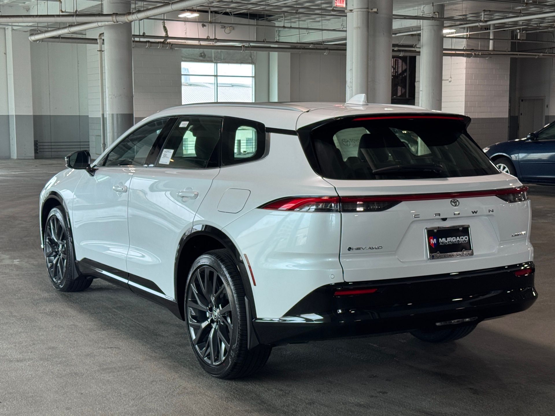 View vehicle photo 7