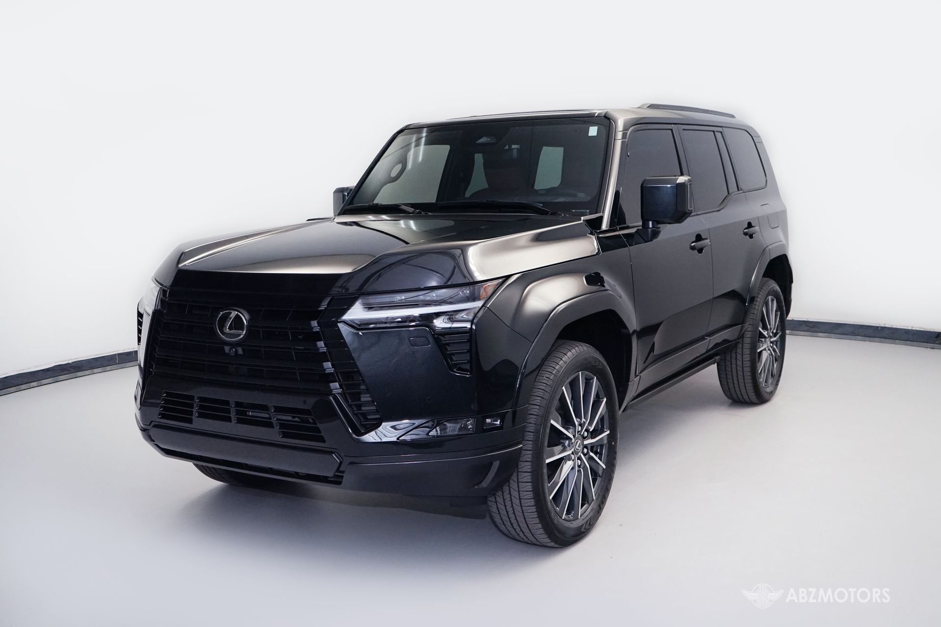View vehicle photo 2