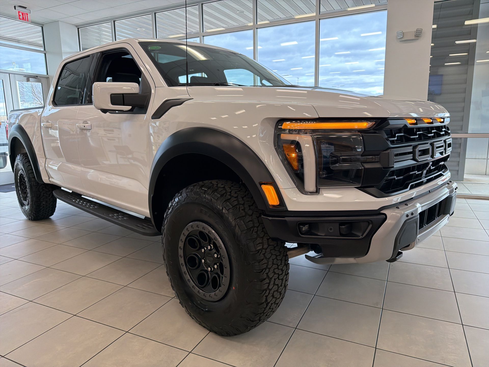 2025 Ford F-150 Raptor SuperCrew 4WD
