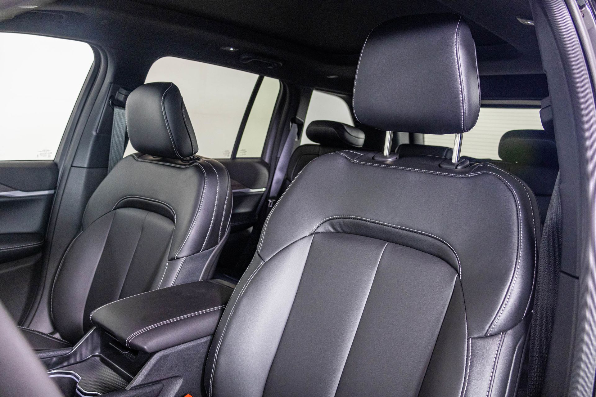 2025 JEEP GRAND CHEROKEE - Image 18