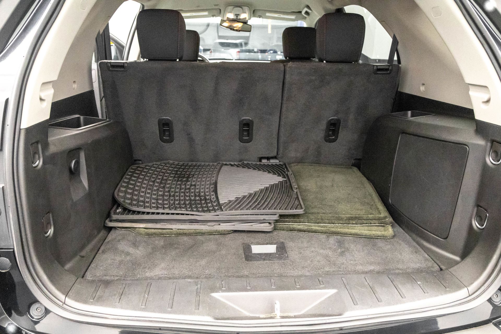 2017 CHEVROLET EQUINOX - Image 29