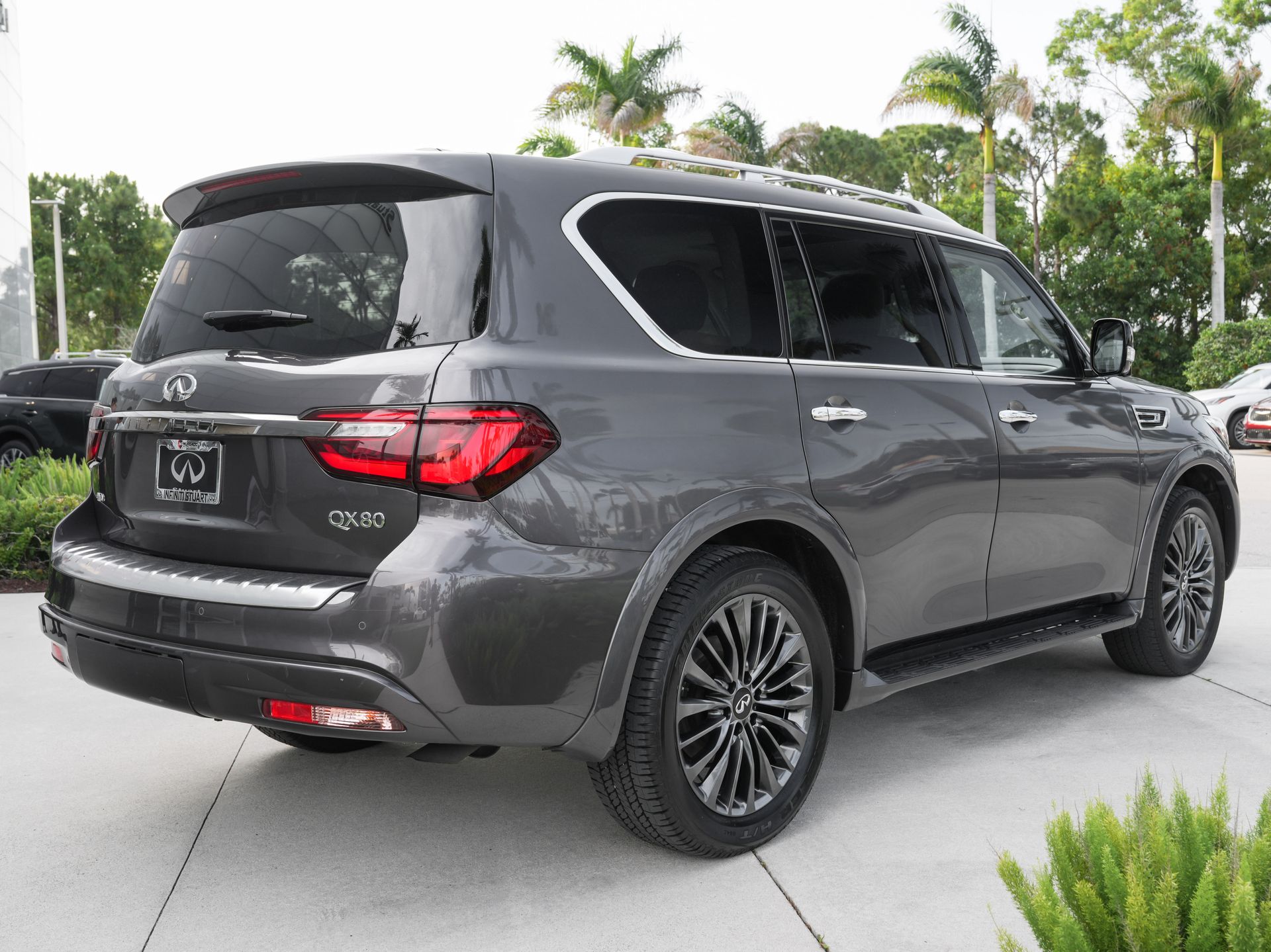 used 2024 INFINITI QX80 car, priced at $48,900