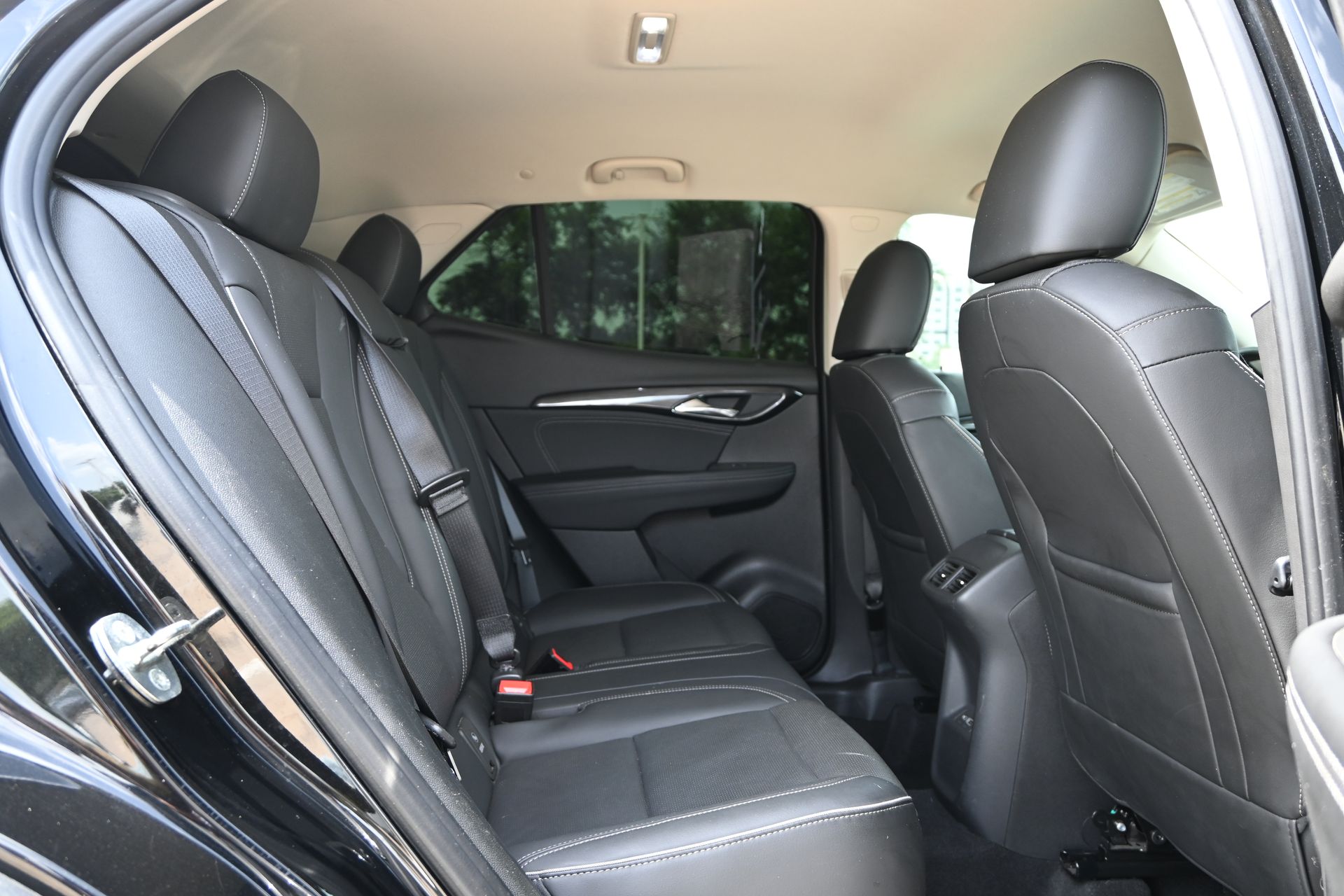 2023 Buick Envision Essence Black at Wharton Chevrolet GMC