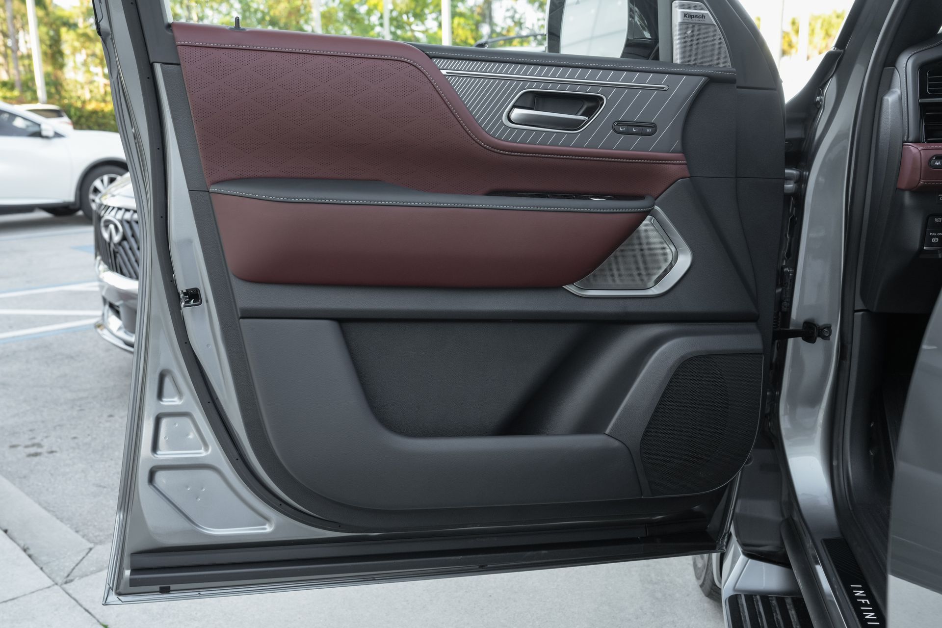 new 2026 INFINITI QX80 car, priced at $101,600