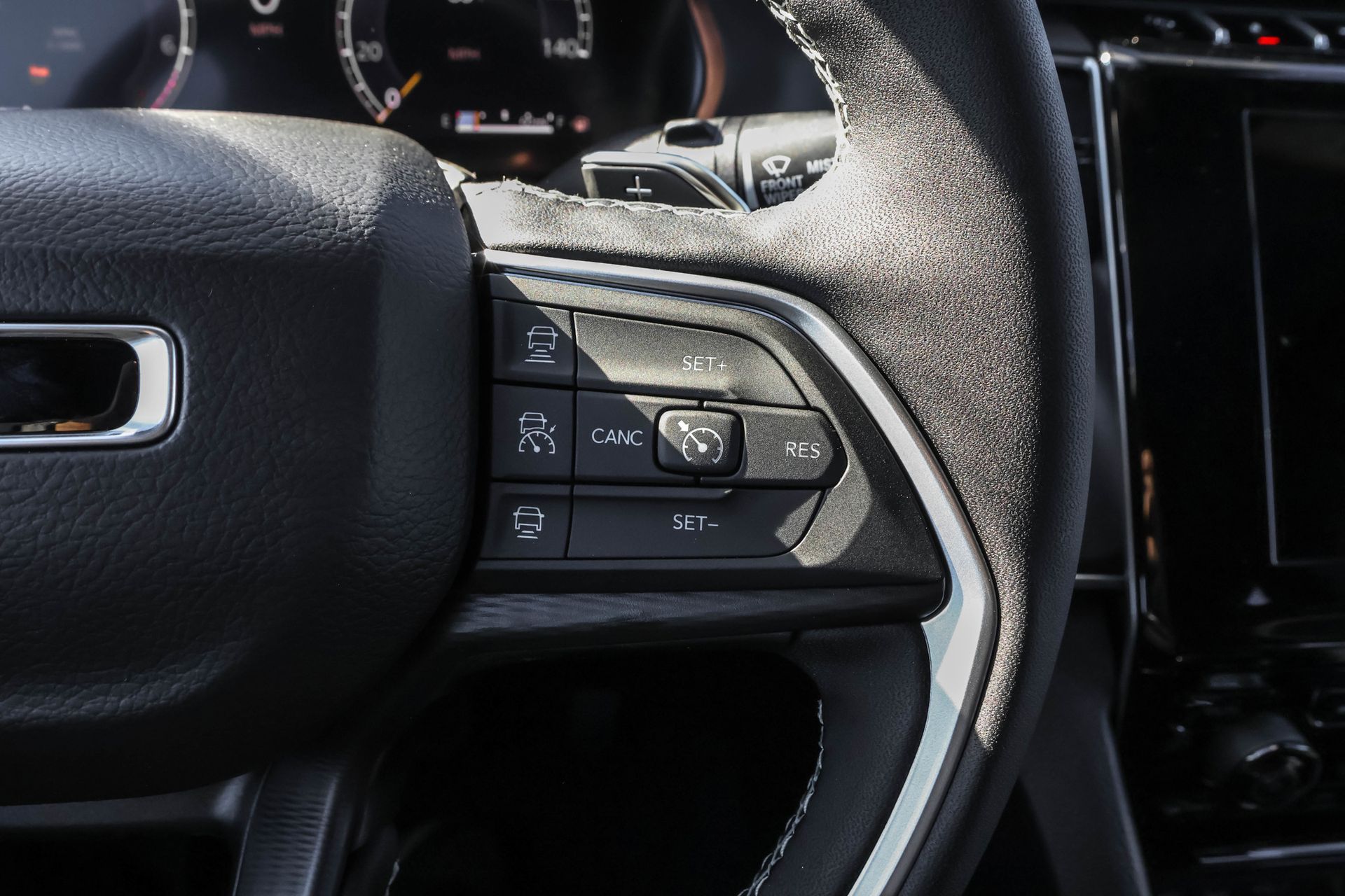 2025 JEEP GRAND CHEROKEE - Image 26