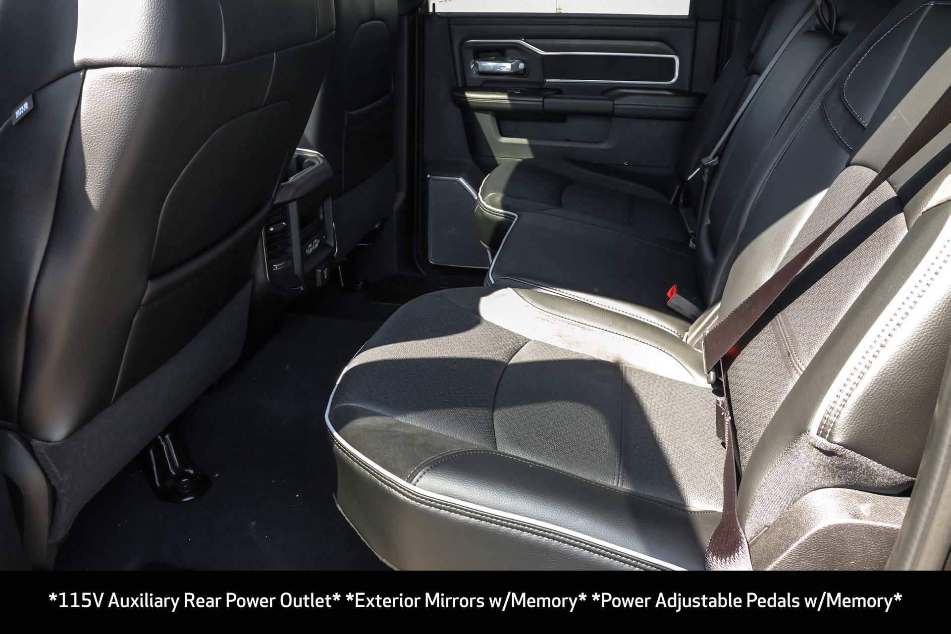 2026 RAM 3500 - Image 9