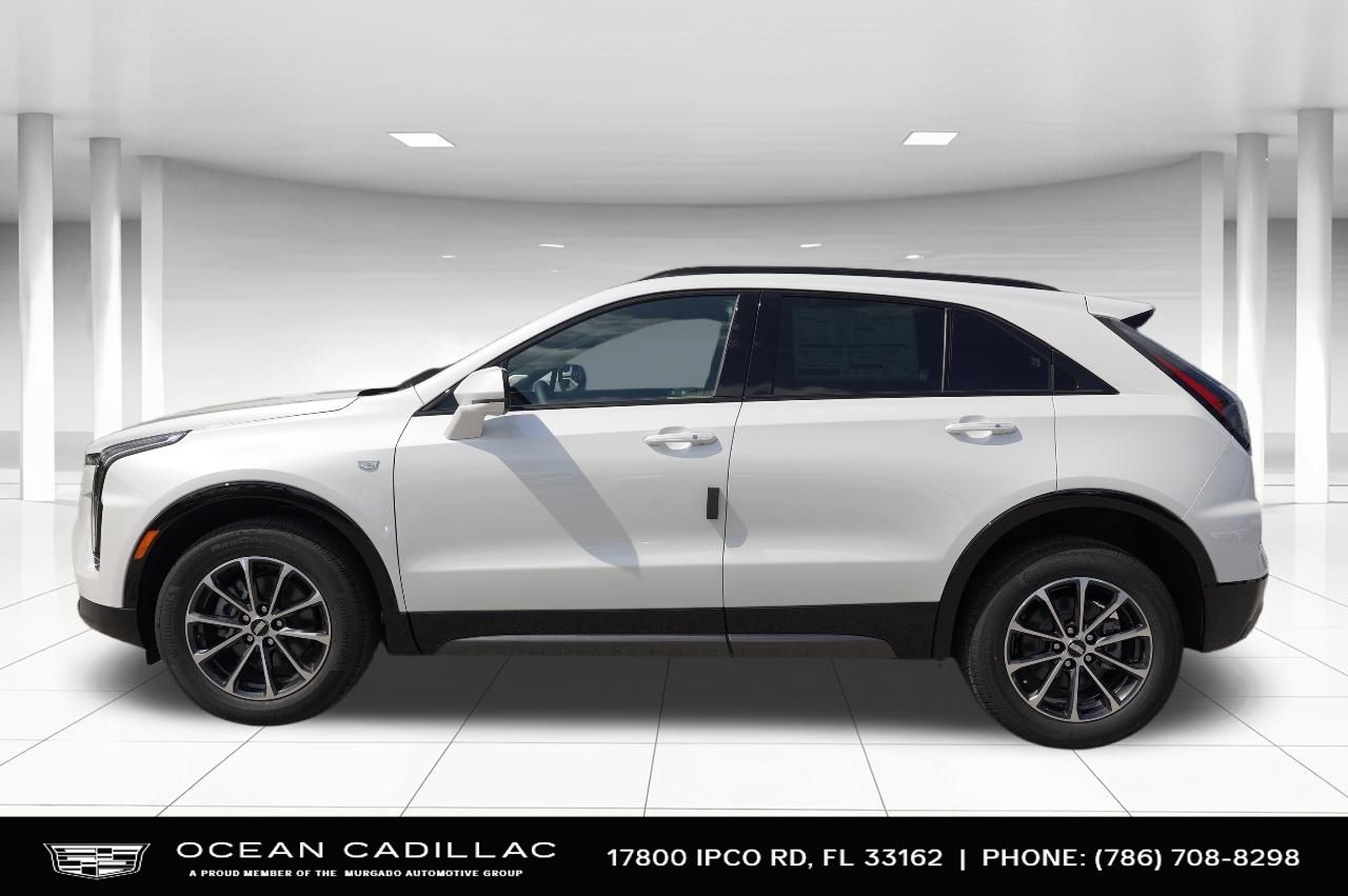 2024 Cadillac XT4 Sport 2