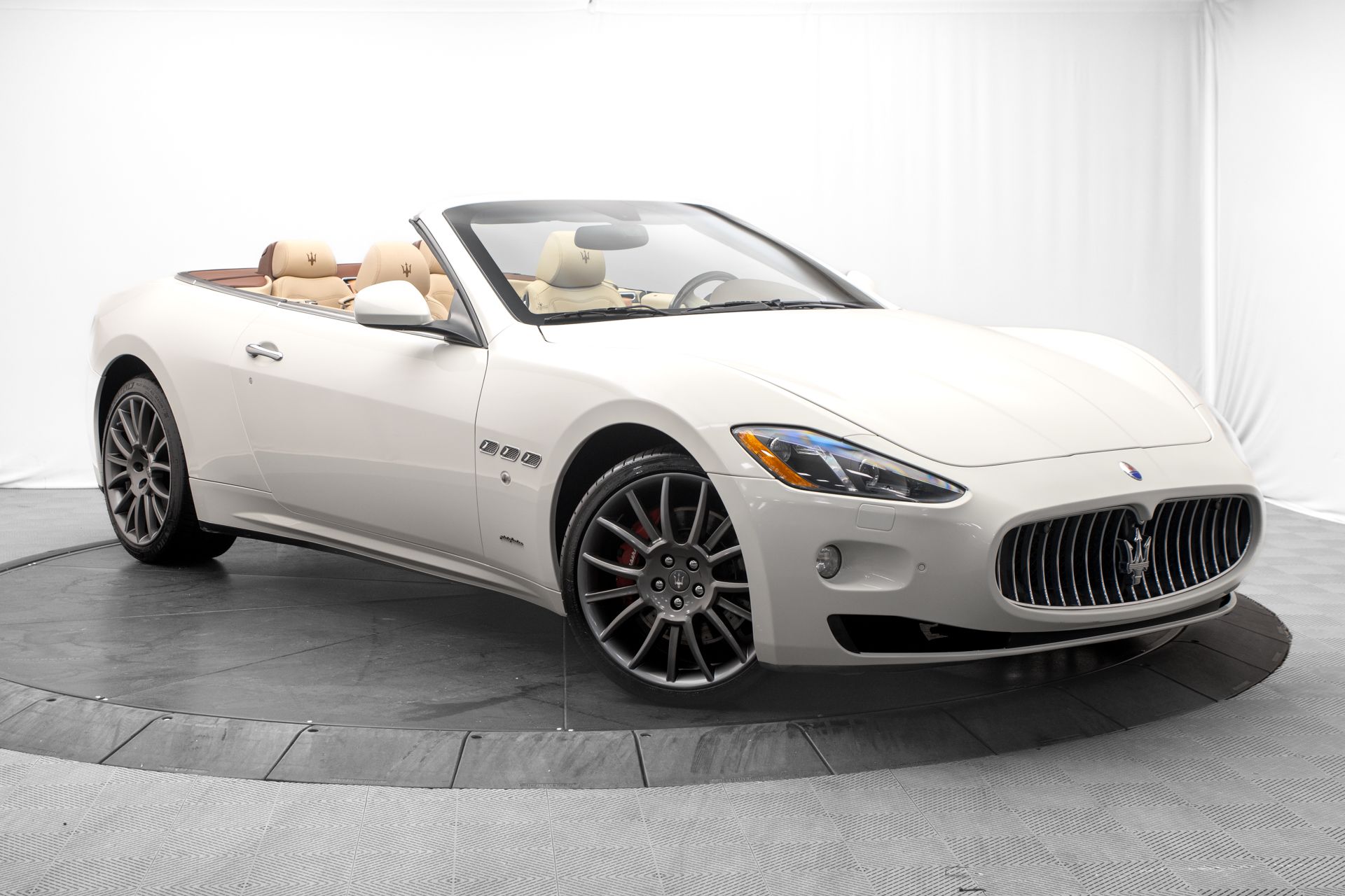 2013 Maserati GranTurismo Sport