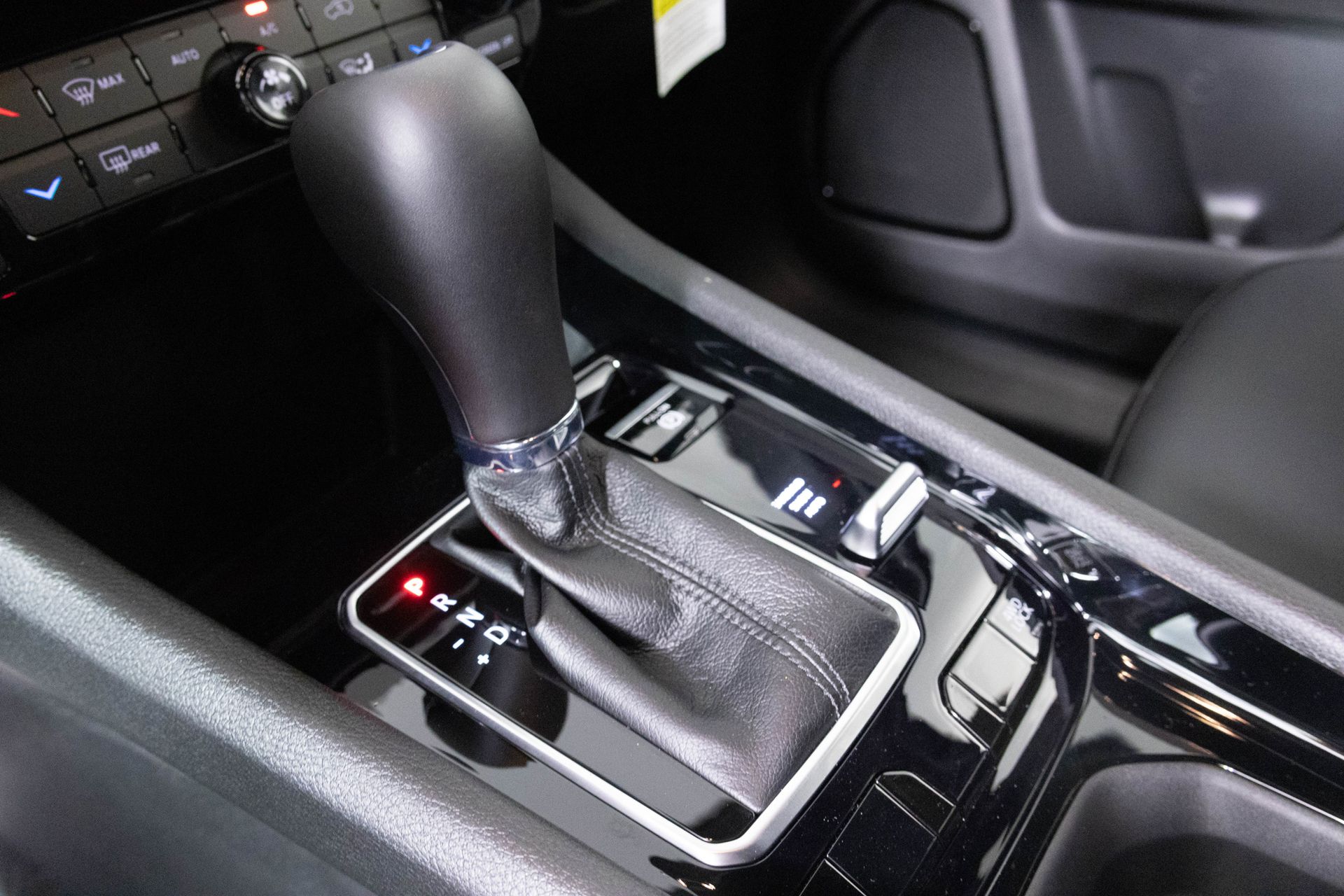 2026 JEEP COMPASS - Image 24