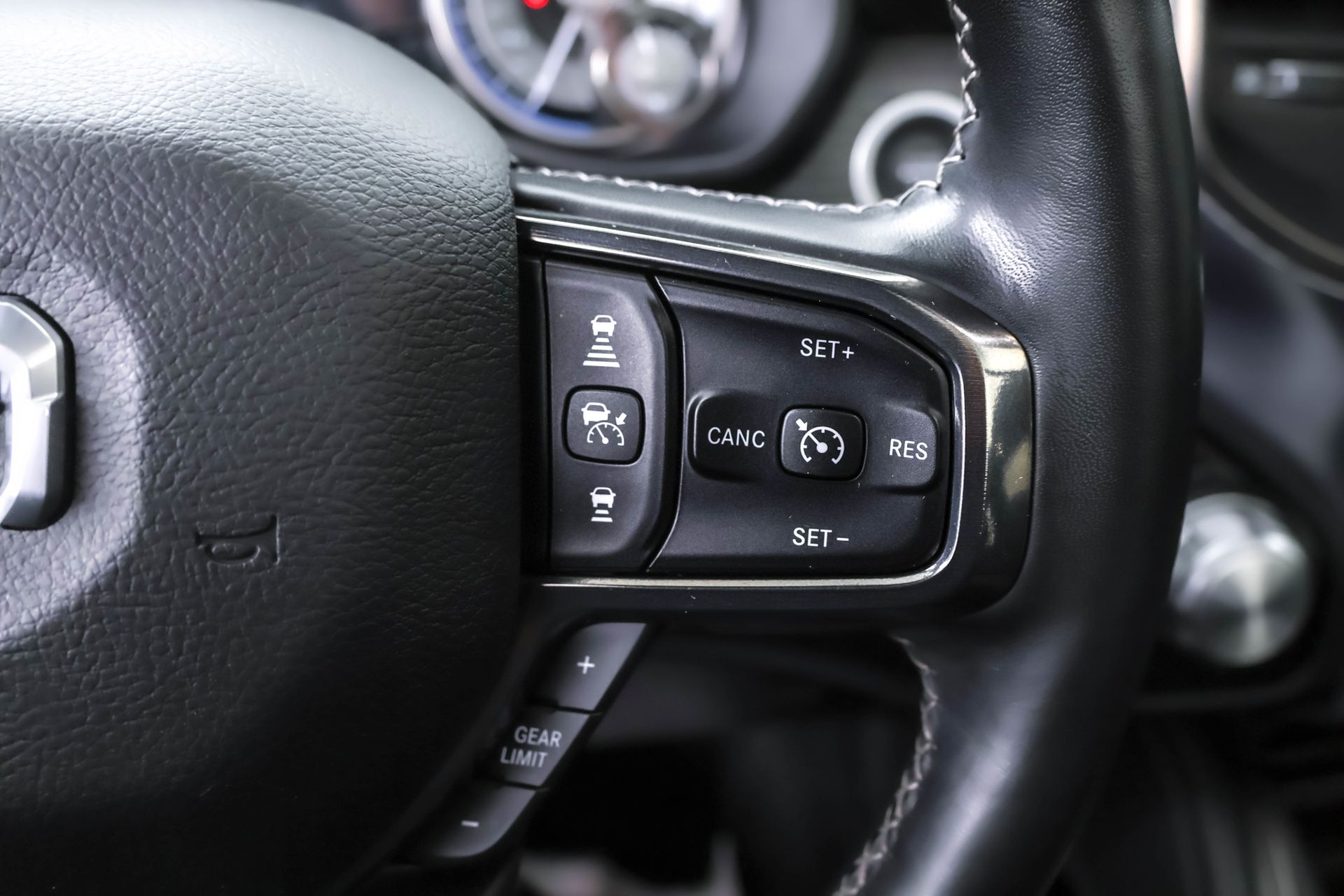 2021 RAM 1500 - Image 30