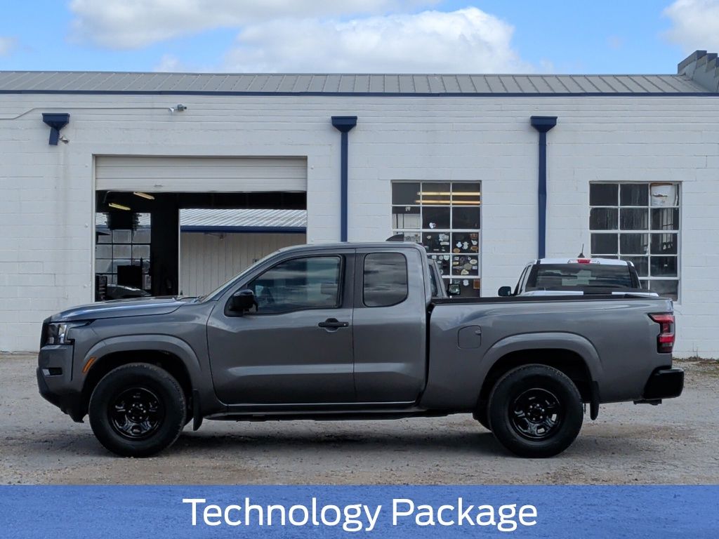2022 Nissan Frontier S - 2